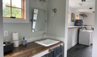 30 Battery Ln, Jamestown, RI 02835