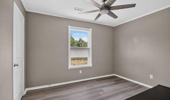 8001 White Spruce Trl, Bauxite, AR 72011
