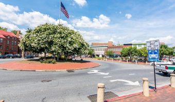 151 DUKE OF GLOUCESTER St, Annapolis, MD 21401