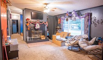 112 S College St, Adams, WI 53910