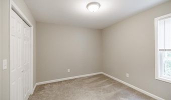 103 Three Rivers Ct, Hull, GA 30646