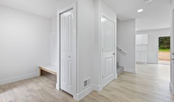 2018 Green Acres Dr, Adrian, MI 49221