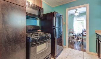 179 Gardenia St, Biloxi, MS 39531