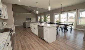 106 Timber Trl, Anna, OH 45302