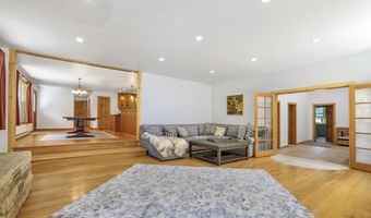 15 Lower Broadford Rd, Bellevue, ID 83313