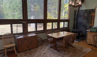 22 Ronald Rd, Albany, NH 03818