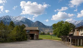 1546 Greenbriar Blvd, Boulder, CO 80305