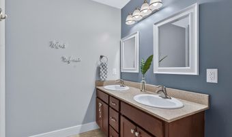 8669 Lilly Ridge Dr SE, Alto, MI 49302