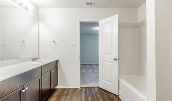 305 Laurenbrooke Dr, Anna, TX 75409