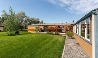 190 Tracy Ann Dr, Belgrade, MT 59714