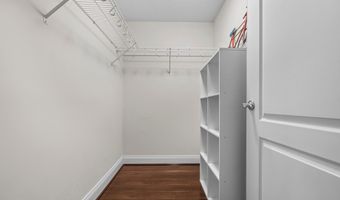 1111 ORONOCO St 326, Alexandria, VA 22314