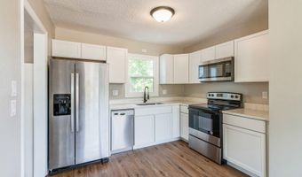 1533 Ridgewood Ave, Ames, IA 50010