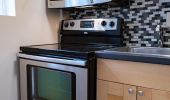 1721 N QUEENS Ln #1-104, Arlington, VA 22201