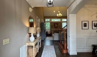 3906 NE Cadbury Ave, Bentonville, AR 72712