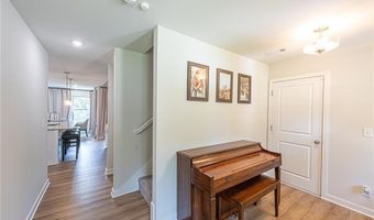 5 Arran Ln, Bella Vista, AR 72715