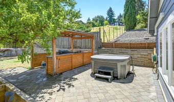 1108 Park St, Ashland, OR 97520