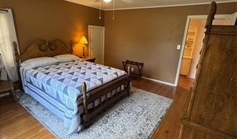1525 Hillcrest Dr, Bartlesville, OK 74003