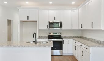 338 Legends Cir, Baxter, TN 38544