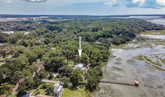 62 Meridian Rd, Beaufort, SC 29907
