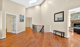 9209 VENDOME Dr, Bethesda, MD 20817