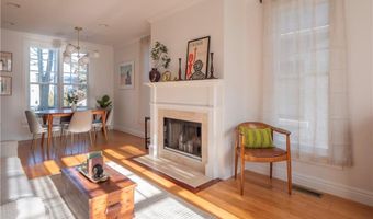 4 Kay Ter, Newport, RI 02840