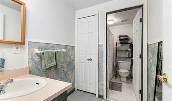 23 Parkplace Central, Allen Park, MI 48101