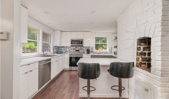 250 Waconia Rd, Alloway, NJ 07422