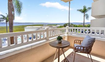 3991 Crown Point Dr 112, San Diego, CA 92109