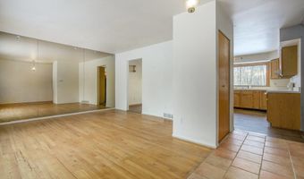 1276 Kuehnle Ct, Ann Arbor, MI 48103