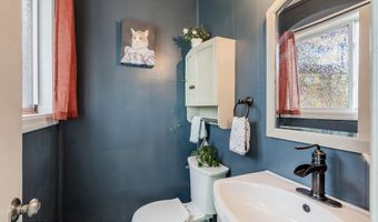 39 Georgetown Blvd, Barnegat, NJ 08005