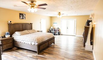 29 Left Fork Bear Track Rd, Beattyville, KY 41311