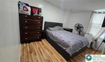 909 N 6th St, Allentown, PA 18102