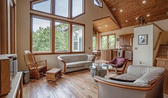 307 Hillcrest St, Ashland, OR 97520