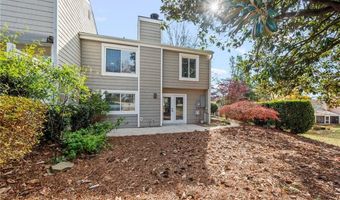 169 Golfview Dr, Advance, NC 27006