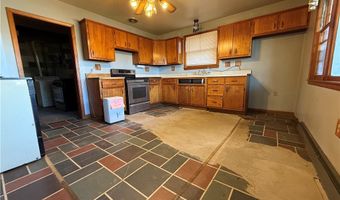 233 Horseshoe Dr, Adams Twp., PA 16046