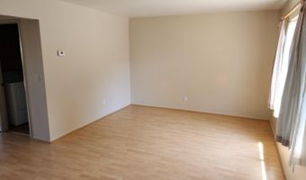 5015 Charmian Dr, Santa Rosa, CA 95409