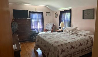 202 W 39TH St, Reading, PA 19606