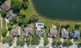 6743 Meadowgreen Dr, Indianapolis, IN 46236