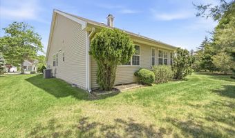 15 Breeze Ter, Barnegat, NJ 08005