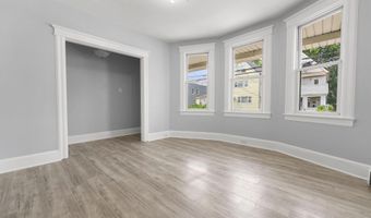127 W 51ST St, Bayonne, NJ 07002