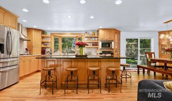 2921 N Arran Ct, Boise, ID 83702