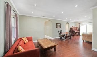 17561 Bullock St, Encino, CA 91316