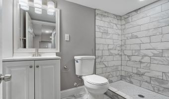 327 LYNDHURST St, Baltimore, MD 21229