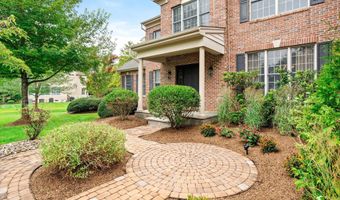 6 SLEEPY HOLLOW Ct, Allentown, NJ 08501