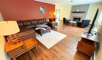 7 Cable Ln, Athens, OH 45701