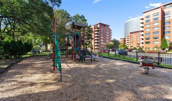 1111 ARLINGTON Blvd 822, Arlington, VA 22209