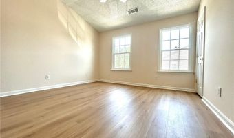 275 Devonshire Dr, Alpharetta, GA 30022