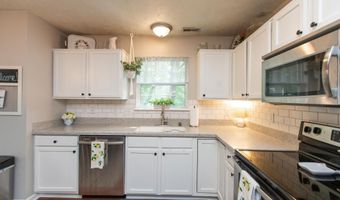 6485 Barberry Dr, Avon, IN 46123