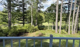 157 Main Rd, Abbot, ME 04406