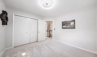 2375 Dundee Dr, Ann Arbor, MI 48103